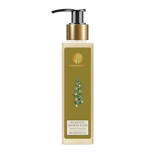 Forest Essentials Silkening Shower Wash Oudh & Green Tea