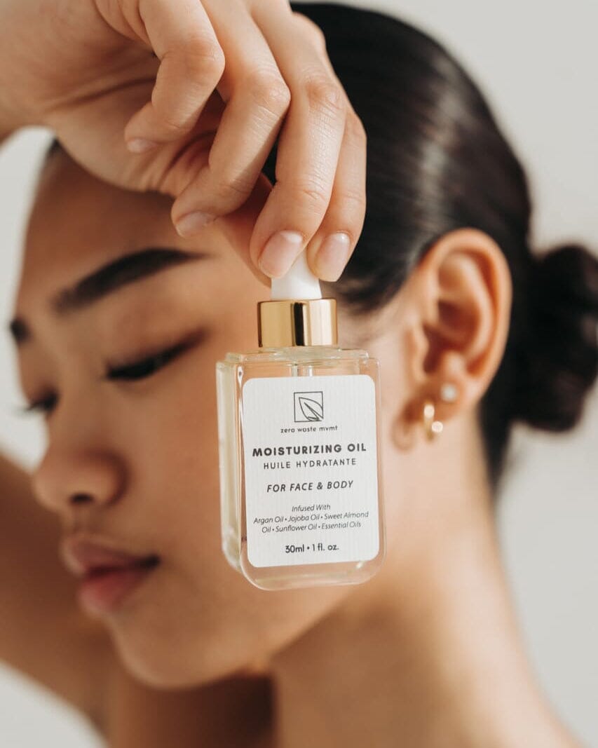 Moisturizing Oil – Botanical Blend for Deep Hydration & Radiant Skin
