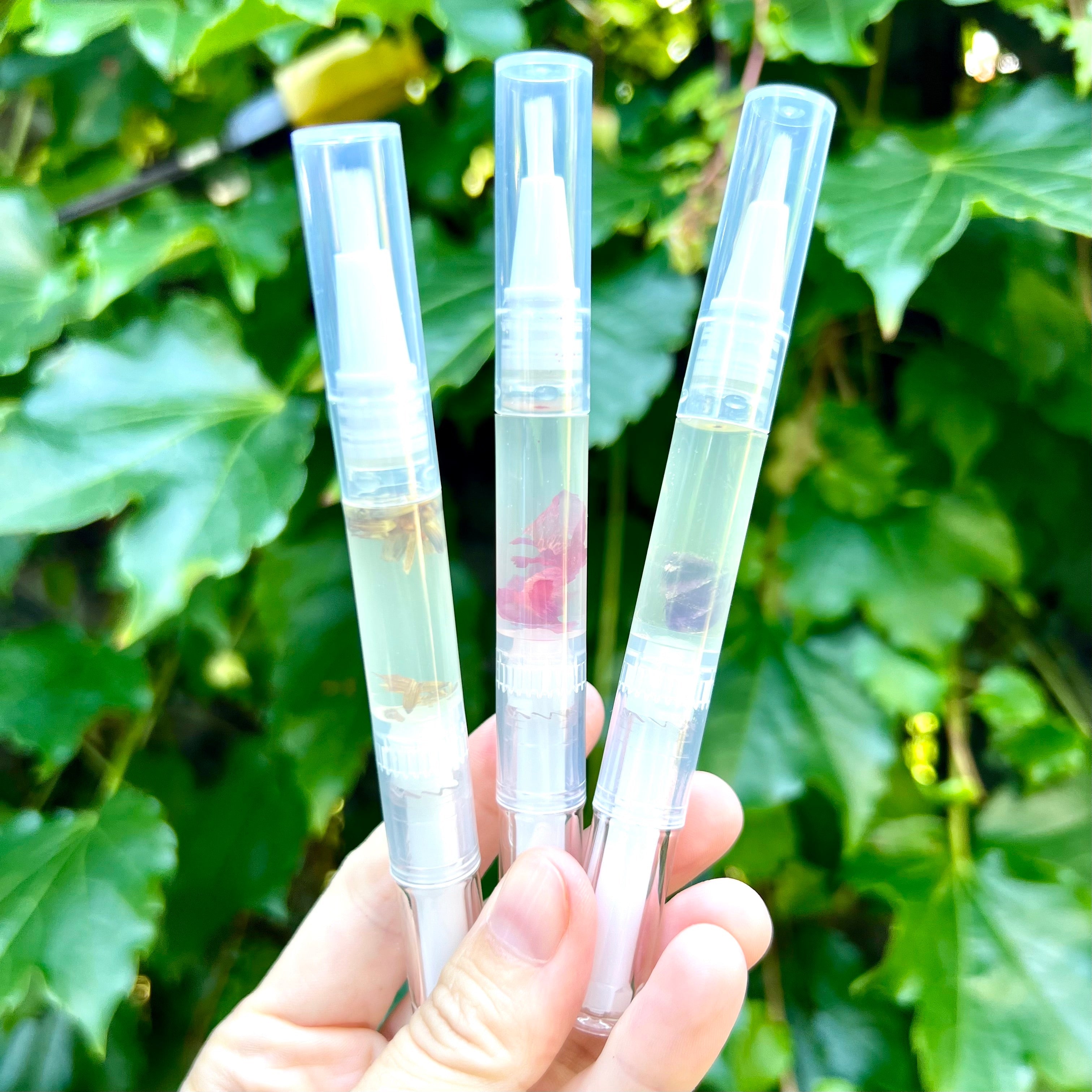 Vegan Nail Cuticle Oil Pen – Hydrating & Nourishing, Brush Applicator