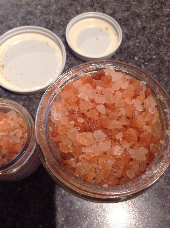 Aromatherapy bath oil for relaxation and skin care