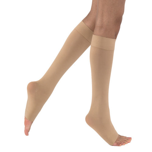 Jobst Opaque Knee-High 15-20 mmHg Natural Medium – Compression Stockings
