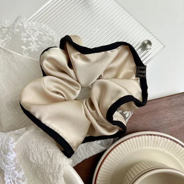 French Style - Elegant XL Hair Ring - Ivory