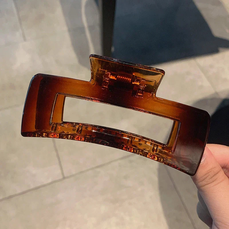 Retro Geometric Acrylic Hair Clip
