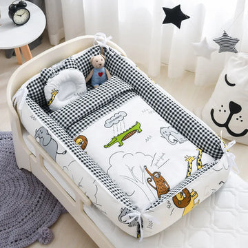 Portable Baby Sleeping Nest: Infant Cradle and Newborn Bassinet with Removable Cover and Quilt, Perfect Toddler Nursery Crib