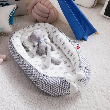 85*50cm Baby Nest Bed with Pillow Portable Crib Travel Bed Infant Toddler Cotton Cradle for Newborn Baby Bed Bassinet Bumper