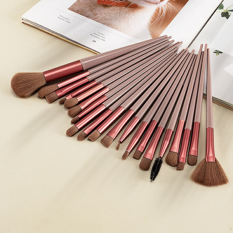 Makeup Brushes Set Eye Shadow: Essential Tools for Stunning Eye Looks