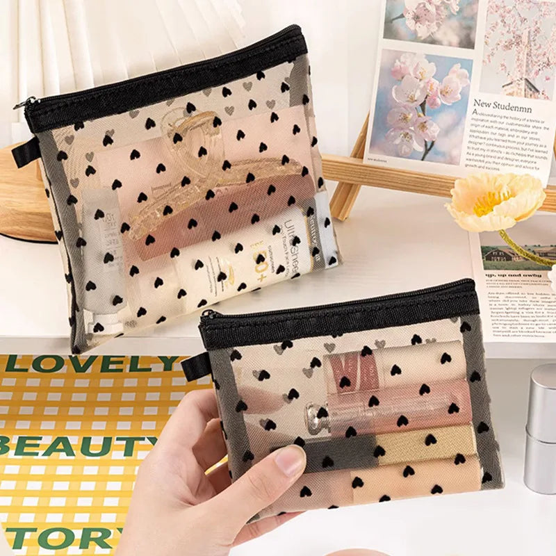 Love Heart Fashion Mesh Cosmetic Bag Portable Toiletries Organizer Portable Makeup Bag Transparent Women Lipstick Storage Pouch