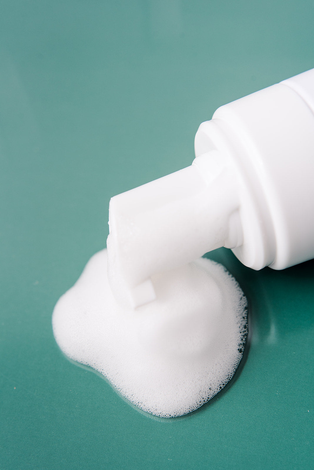 Bio Foaming Cleanser – Prebiotic Foaming Face & Body Cleanser