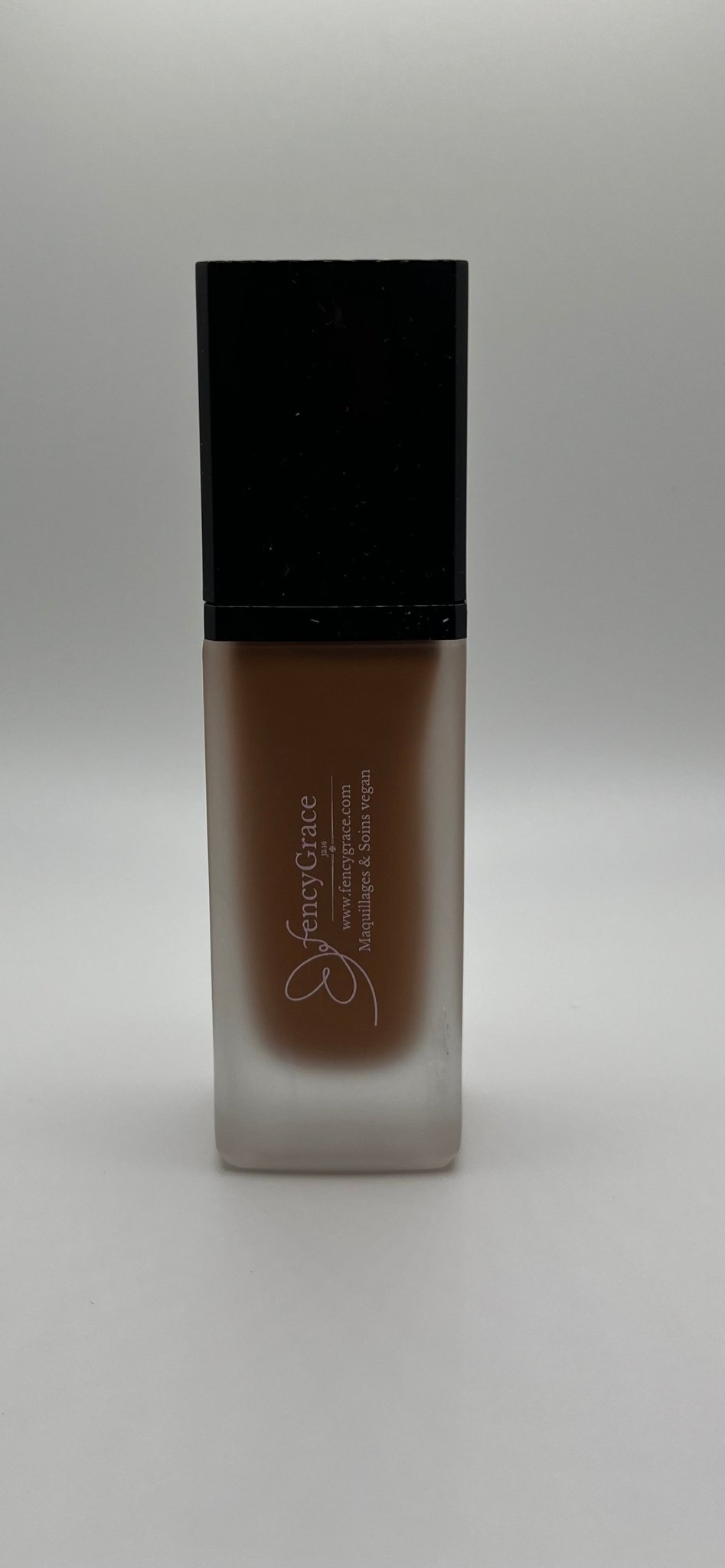 FencyGrace Hydrating Vegan Foundation – Miriam 101, Natural Coverage & Radiant Finish