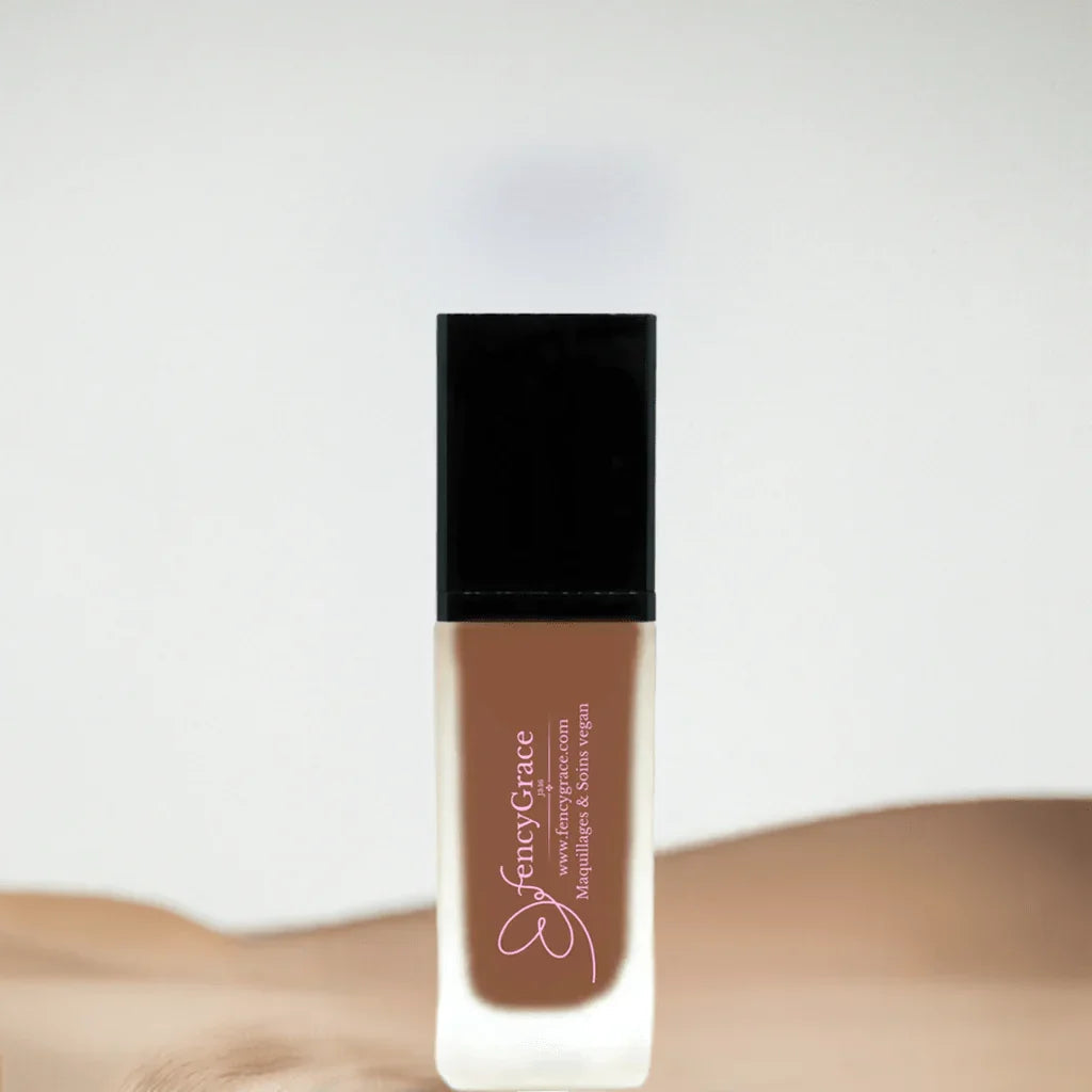 FencyGrace Hydrating Vegan Foundation – Debora 140, Natural & Radiant Finish, Medium-to-Full Coverage